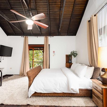Serendipity Holistic Resort Spa Kingston Ngoại thất bức ảnh