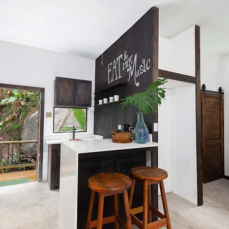 Serendipity Holistic Resort Spa Kingston Ngoại thất bức ảnh