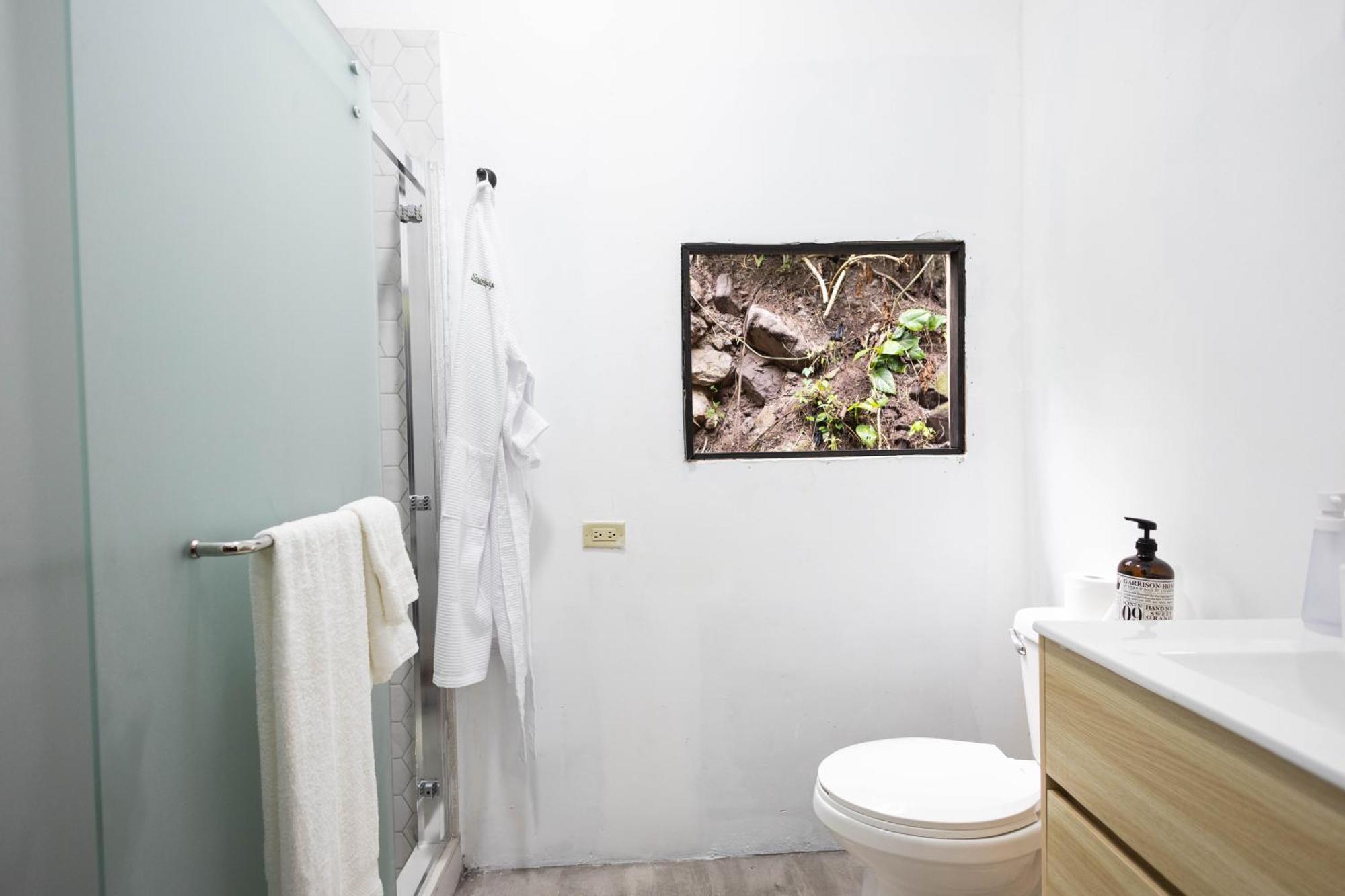 Serendipity Holistic Resort Spa Kingston Ngoại thất bức ảnh